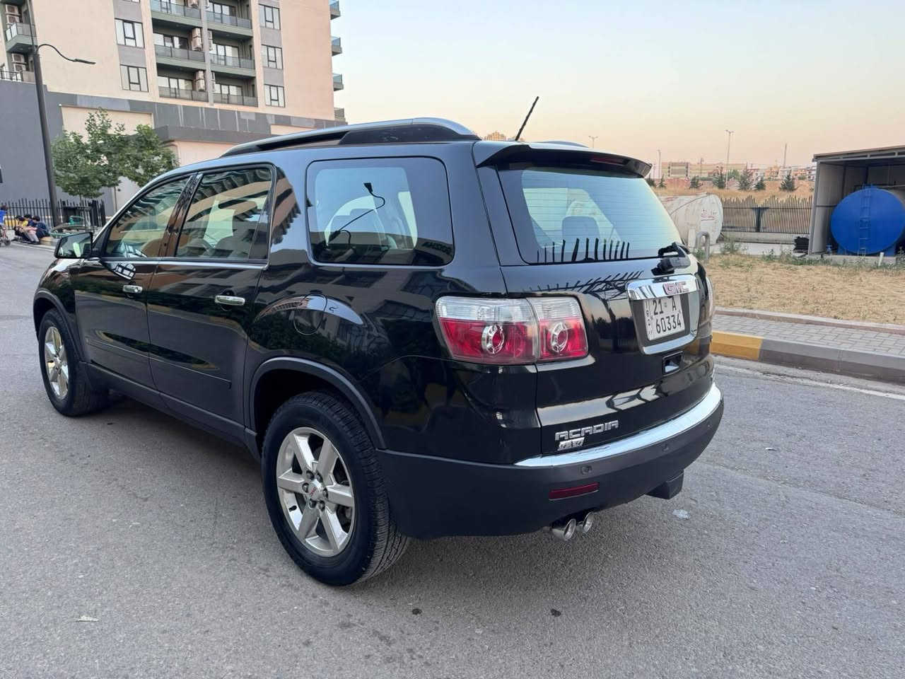 جيمسي أكاديا موديل 2009
مواصفات خليجي شركه منصور 
بدون صبغ بدون تبديل دعاميات بلادي بدون صبغ
حجر صالنصه بلادي كهربائيات كله شغال بشرط تبريد تدفأ بشرط
فور ويل 4X4 تبريد 3 قطع مركزي
كشن جلد كشن كهربائي
كير ومكينه بشرط مامفتوح محرك 6سلندر حجم محرك 3600
حداديه امامي وخلفي جديد بشرط 
ماشيه 115الف كيلو متر حقيقي بشرط
سنويه بأسمي مجدد لغايه 2031
وكاله تحويل حاضر هزه جديد سياره مكفوله شركه جديده جديده
مكان السياره سليمانيه سعر 117 ورقه بي مجال بسيط
رقم تلفون ***********
