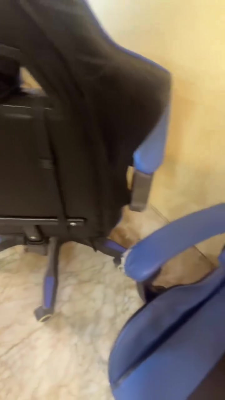السلام عليكم
كراسي كيمنك شركة R-DRAGON العدد ثمن كراسي بيه مسند للقدم وامكانيه تعديل ارتفاع الكرسي واماله الظهر ، ابيع مفرد وابيع شلع
السعر 65 وبيه مجال بسيط
مكاني بغداد الصليخ
للتواصل ***********
