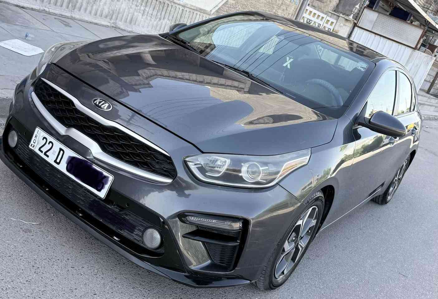 السلام عليكم
كيا(KIA) فورتي 

مديل 2020 لون نفطي

رقم اربيل دولي سنوية باسمي

صور السونار والحادث مرفق بالمنشور 

الكير مبدل AT المرغوب

السياره ماشية 64 الف ميل قابل للزيادة

رادار شاشة جبيرة تبريدها ثلج مناقصه شي والحمدلله

 شواصي مكفولة

السعر 125 وبيها مجال جداً بسيط

مكان السياره بغداد البلديات

رقم الهاتف *********** متواجد واتساب
