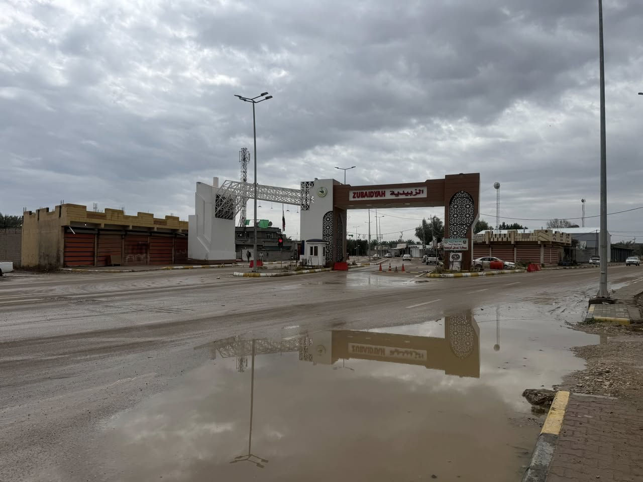 محلات طابو زراعي عدد ( ١٠ ) 
بجانب مدخل ( الزبيدية ) 
امام ( السيطره ) بوابة ( الزبيدية ) 
بناء حديث - ( ركن ) 
بناء ( اساس ) بناء ( حديث ) 
محلات كلهم ( مئجرات ) 

للاستفسار مراجعة مكتب ( غيدان ) للعقار  
واسط - الزبيدية - مقابيل حي ( الصناعي )  
***********  
*********** محمد سيد غازي
