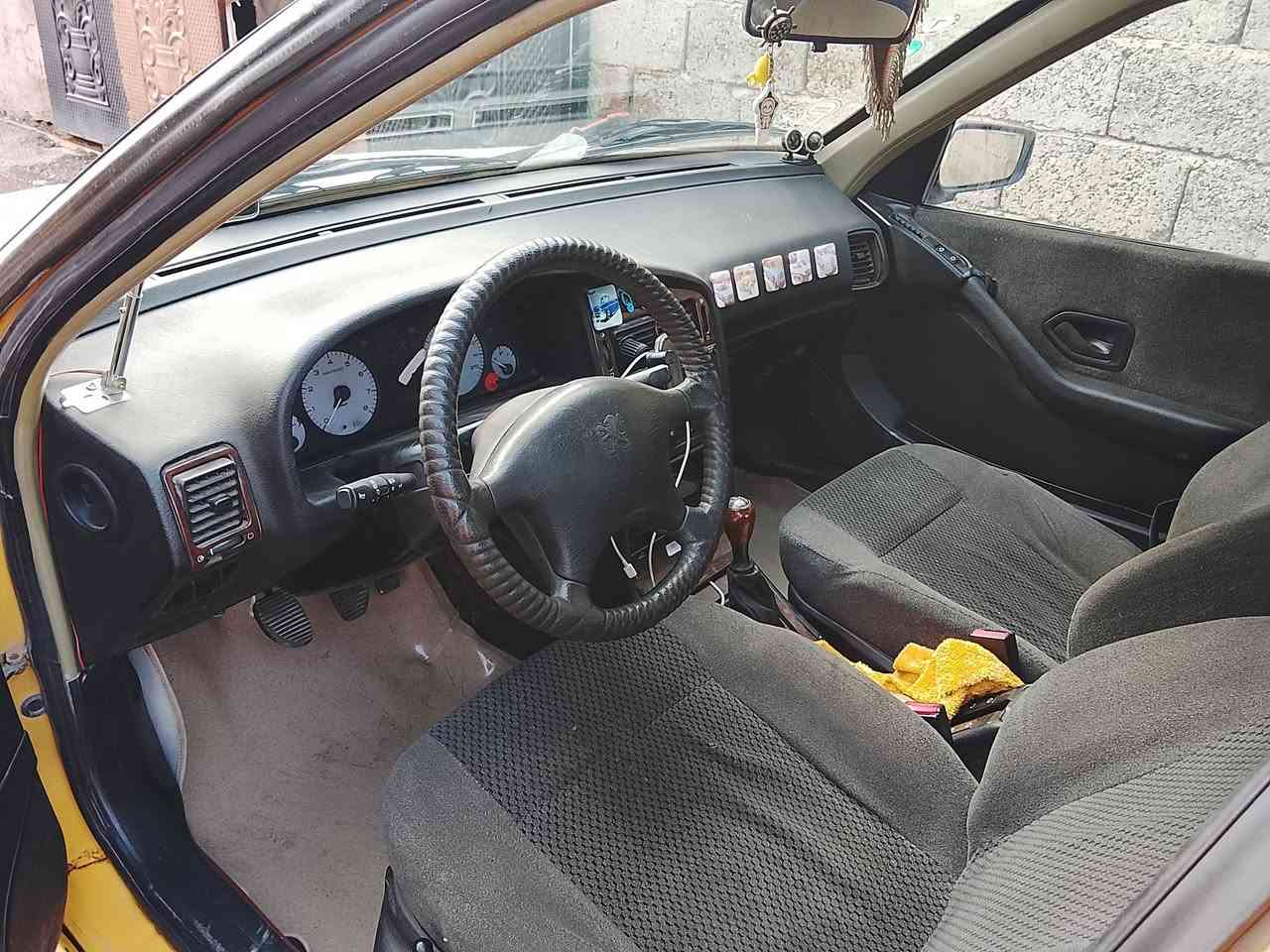 السلام عليكم بيجوبارص 2015تبريدتدفةتخم تايربيهةباب مبدل وجاملغ صدرجديدسعر40عليهةغرامةمليون وستميةتريدمن سعرتكطع لواني ادفعهن مكاني بغدادرقمي ***********
