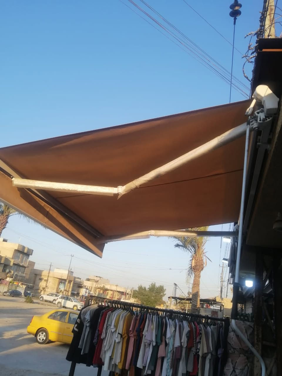 سلام عليكم مضلة للبيع عرض ٢م  ونص فتح ٢ م.  السعر 200.000 بيهة مجال للاستفسار ***********
