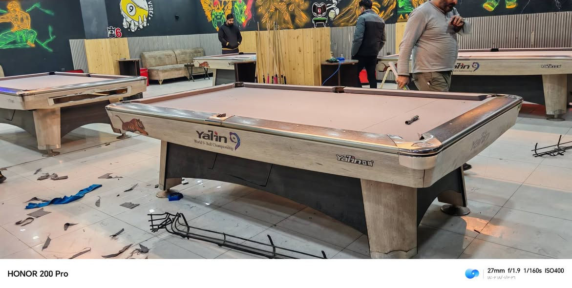 تم انجاز عمل اليوم.ادامه وتعديل رون وتبديل قماش في منطقه البنوك  7 باجود المواد لاستفسار ***********   ويوجد جميع طاولات مستخدم وجديد وجميع مستلزمات البليارد
