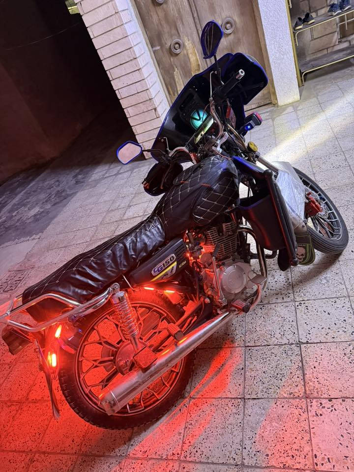 سلام عليكم دراجه ايراني بحاله جيده مابيه اي نقص ترىح تاخذ تفحص السعر 600
‏***********
