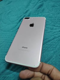 آيفون ٧ بلس • ١٢٨ • شاشه شغاله