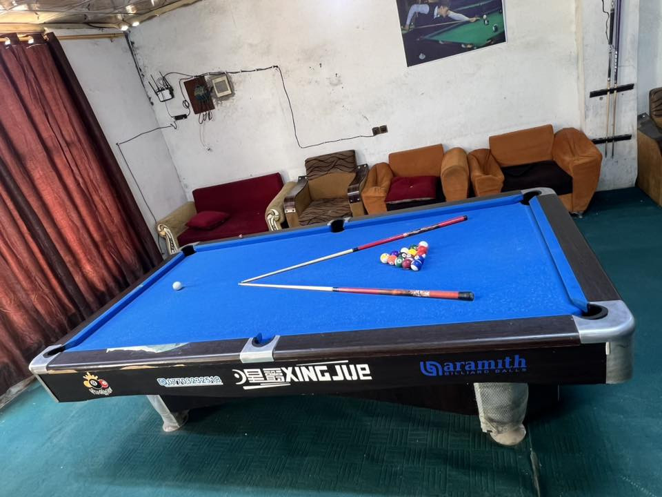 سلام عليكم  ميوزه العداد 2  للبيع نضافه 90 بلميه مال مستعجل السعر ع هذا رقم بيه وتساب او تصال ***********
