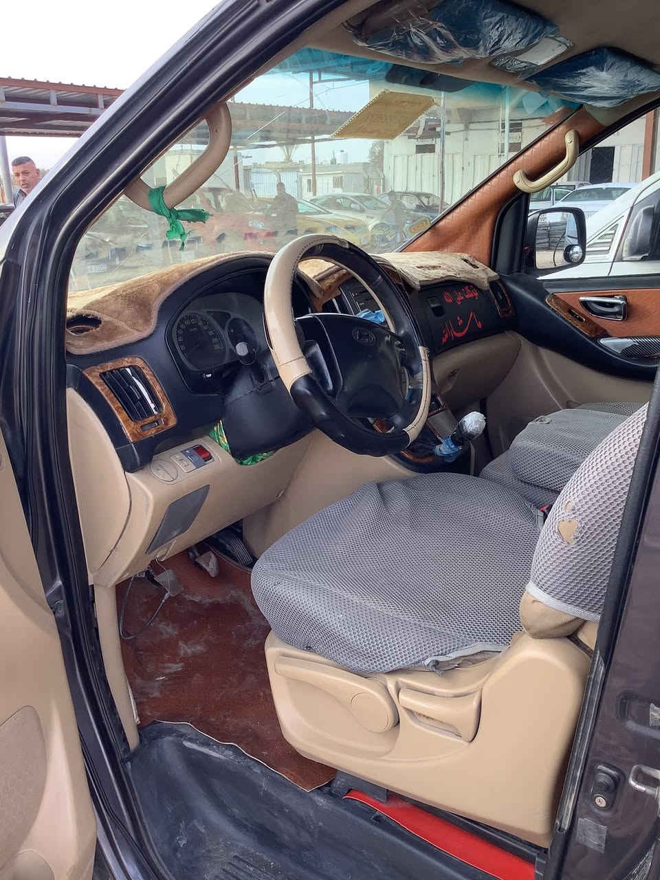 ستاركس موديل ٨مكفوله عدا صبغ احزام جمالية كهربائيات شغاله تخم تاير جدد كير ومحرك جديد دوشمه داخل ارضيه كشنات جدد مصفرة هيئة وغرامات مكاني واسط الرقم ***********
