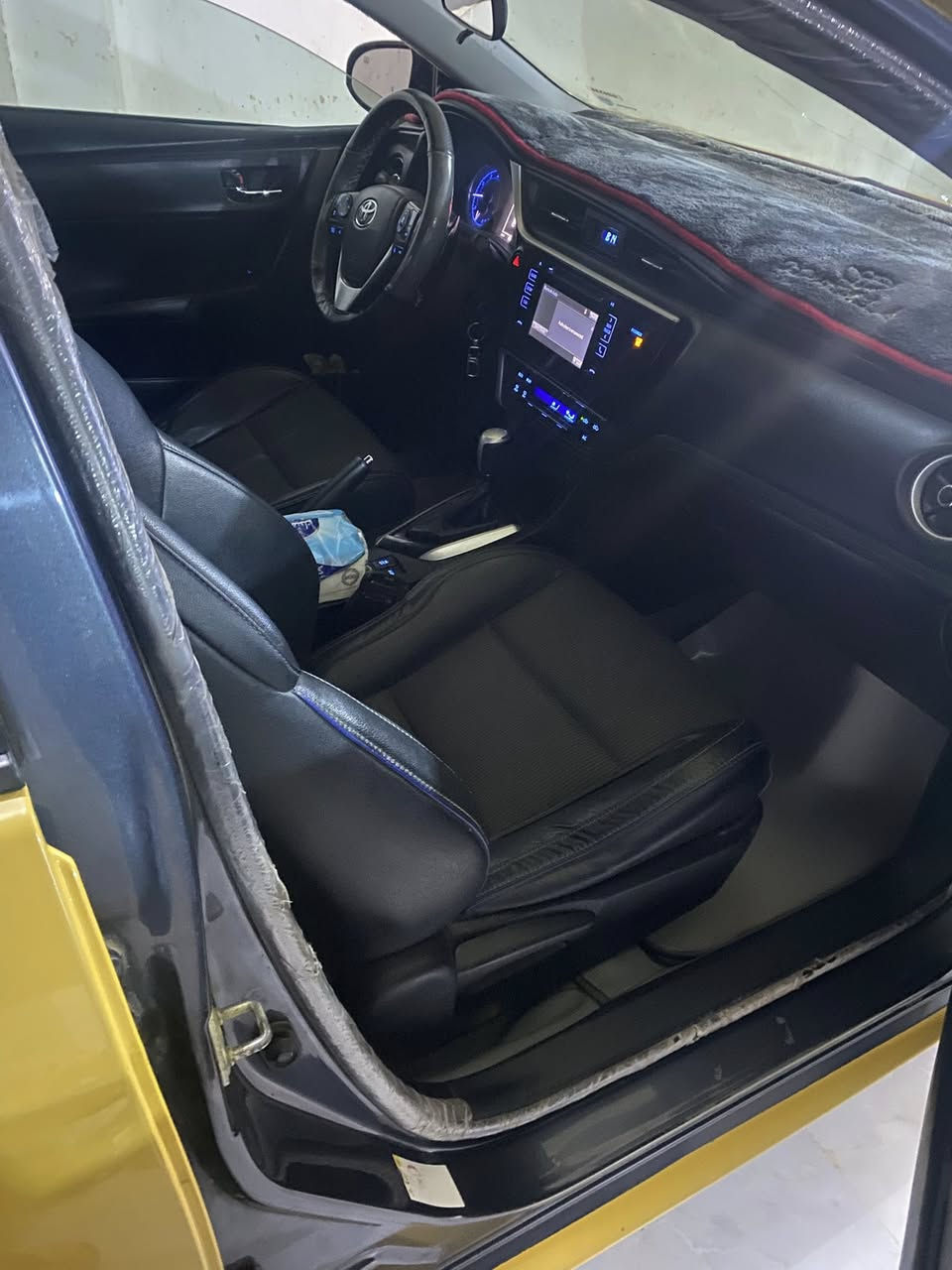 السلام عليكم
من رخصه الادمن المحترم 
كورلا 2019se
بدون إرباك بدون حادث حجر رادار موجود سياره ع وضع الشركه صدرها بلادي تخم تاير جديد مدوشمه كامله رقم بغداد باسمي ورقم الشاصي موجود ب منشور مكان السياره بعقوبه 
السعر 158 وبيها مجال بسيط كلش حك جيتك وسياره مثل صور جديده كلش.***********
