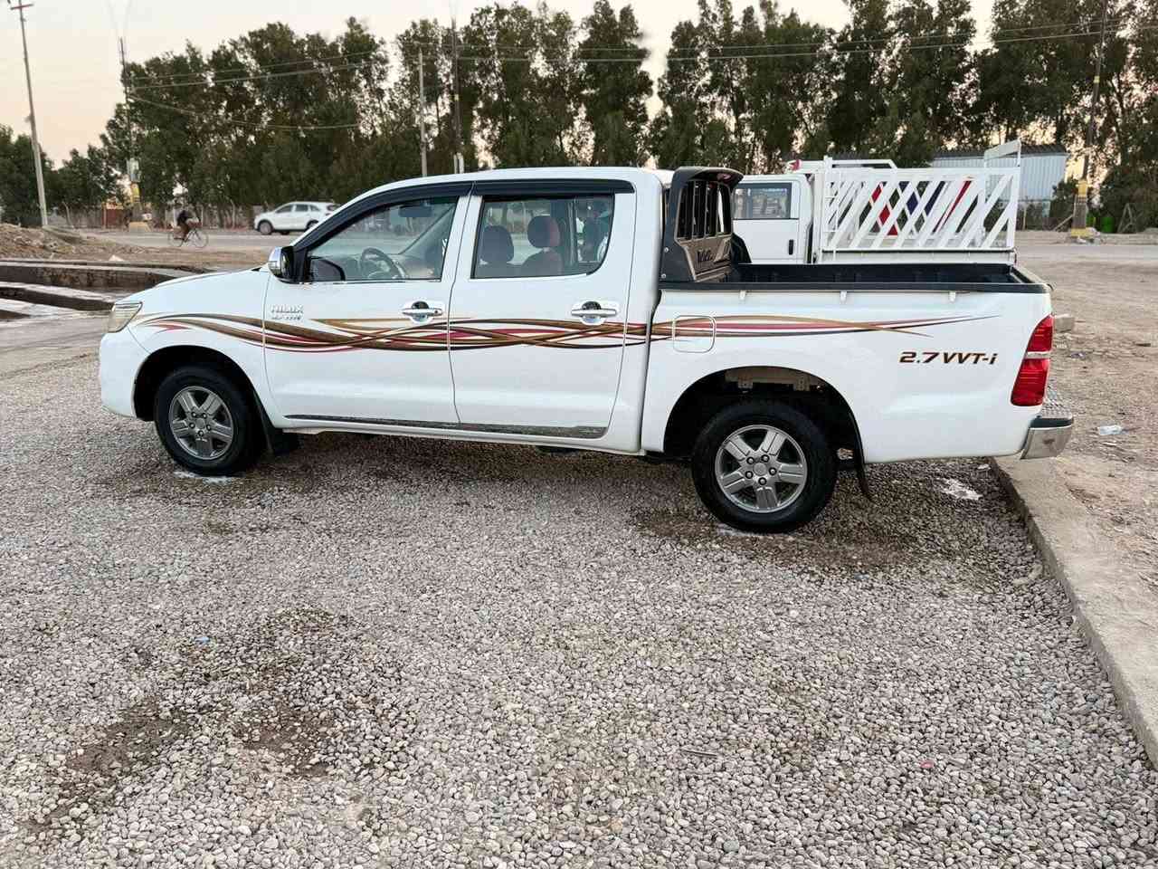 سلام عليكم
فلاونزه 2015 كويتي كفاله🔥اوتماتيك 

رقم ذي قار تحويل مباشر 
سياره تخم تاير جديد  
مرتبى معنى الكلمه 
فحص السياره موجود 
السعررررر205 وبيه مجال 
مراوس هم عادي 
المكان ناصريه قضاء الشطره       ***********.   ***********
