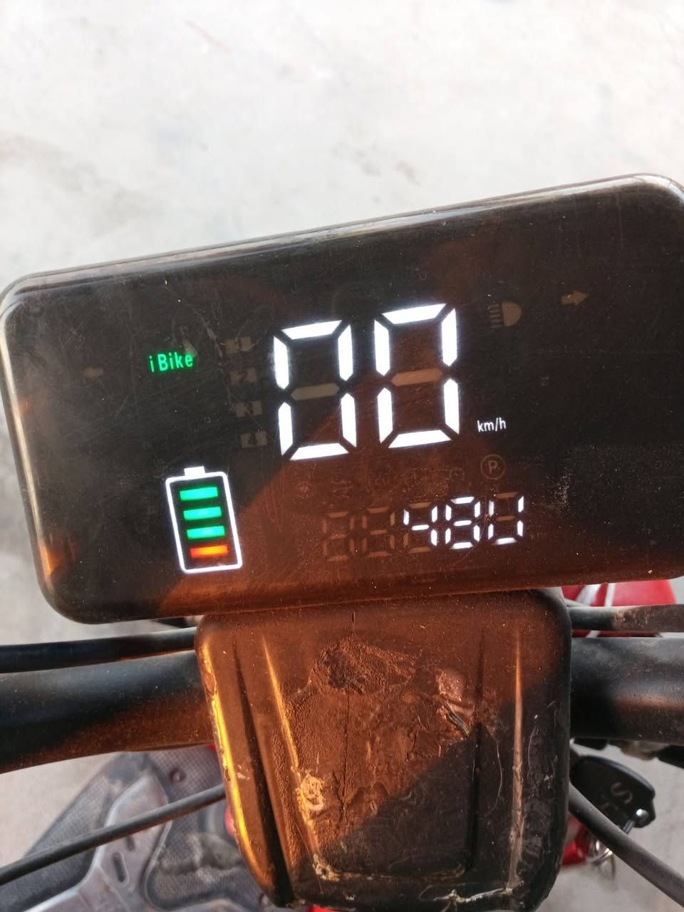 السلام عليكم بايسكل شحن اي عيب مابي بطاريات جديده ملف جديد اي نقص مابي سعر 200 وبي مجال بسيط للاستفسار *********** واتساب
