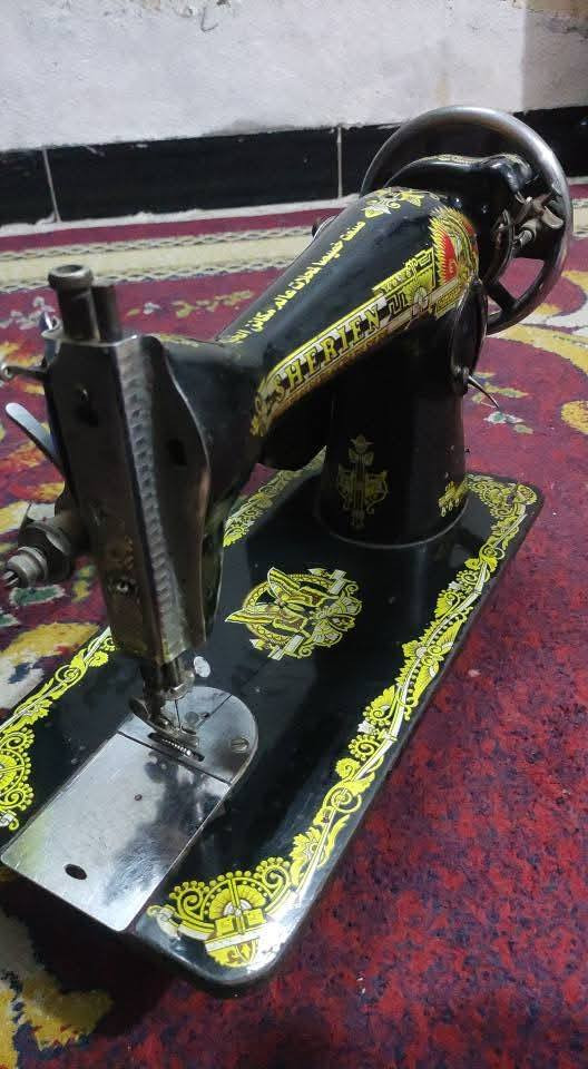 السلام عليكم عندي هاي المكينة كلش نظيفة بس يرادلهة تنظيم الميزانية مالتها سعرها 65 الف هية والميز مالتها العنوان بغداد الحرية الدولعي لا يوجد توصيل


**إذا كنت صاحب هذا الإعلان وتريد حذفه لأي سبب، رجاءا أرسل رسالة إلى الدعم الفني**