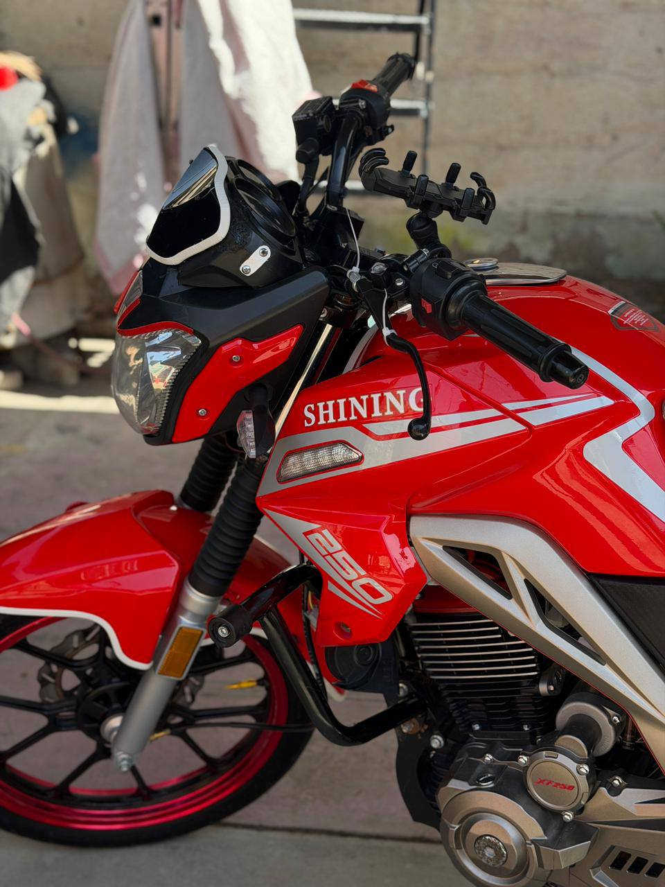 شايننك 250cc برغي ما مفتوح بيهه مكفوله من كلشي شرط إذا مفتوح برغي بالمكينه ترجع رايدهه ب 2750 وبيهه مجال بسيط عنواني بصره زبير *********** الزبير, البصرة
