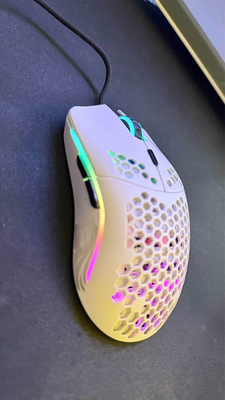 ‎سلاڤ
‎ماوسێ Glorious  Model O
بو فروتنی یە  گەلەکی پاقژە کێم بکارهاتی 
‏RGB: برنامجي خو  یێ هەی تە ج رەنگ و ج مود دفێن یێت تیدا هەین یان ژی ب رێکا دوکما د شێی بەدل کەی 

سعر: ٤٠ هزار  
رقم
*********** 
دهوك دهوك, العراق
