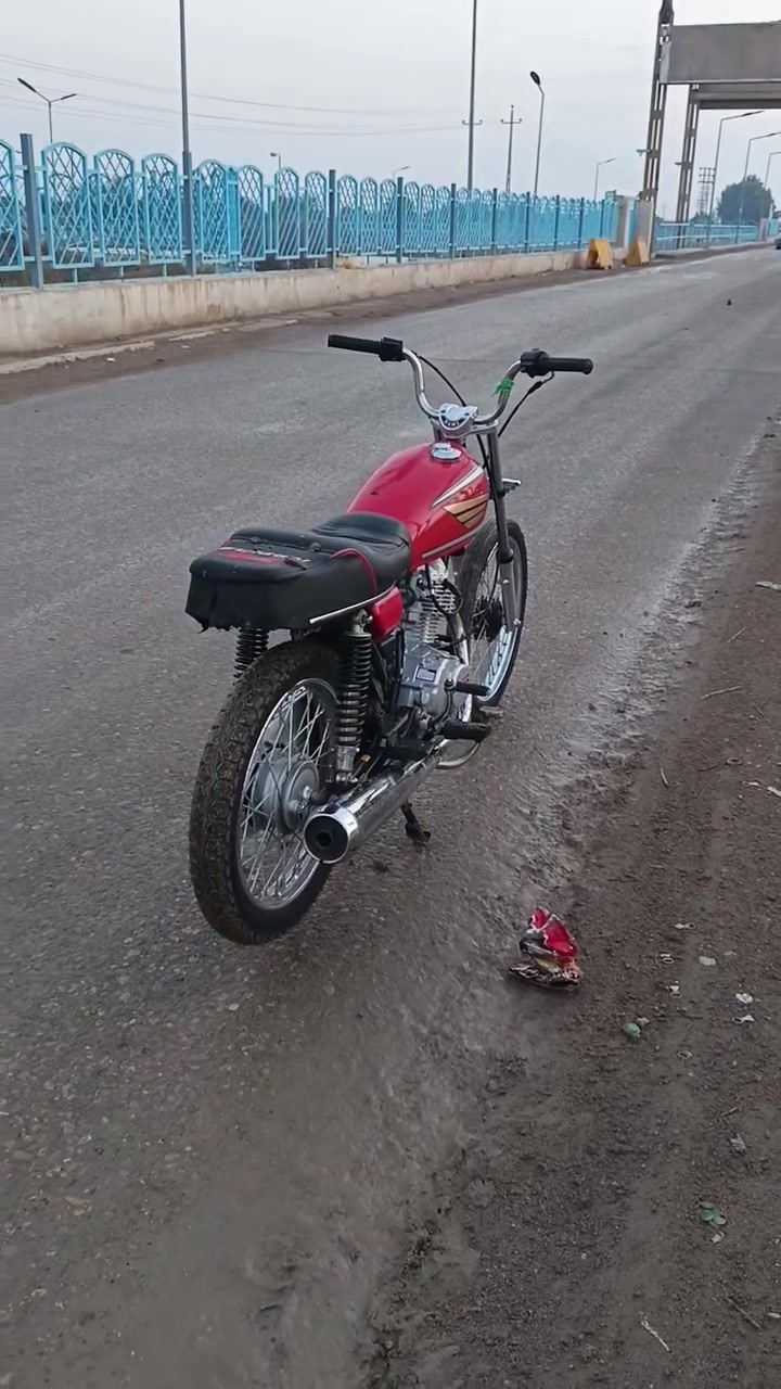 سلام عليكم دراجه للبيع صارله شهر من عمرته موديل 25
دراجه كلك مكاني قلعه سكر وباقي تفاصيل خاص والمو شراي لا يتعبني رجأئن


**إذا كنت صاحب هذا الإعلان وتريد حذفه لأي سبب، رجاءا أرسل رسالة إلى الدعم الفني**