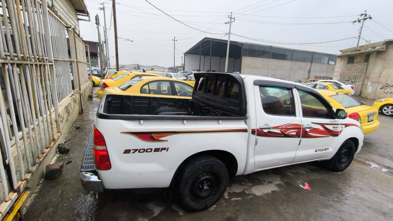 السلام عليكم
بيكم هايلوكس سعودي موديل 2009 شاصي 19 ابو البطل داخل ماروني مكفوله عدا شبر واحد فقط تعديل بلبودي رقم أربيل تحويل ثاني يوم هزه فحص جديد تخم تاير جديد سيارة جاهزه من كل النواحي 

سعر 165

للتواصل :

***********

***********
