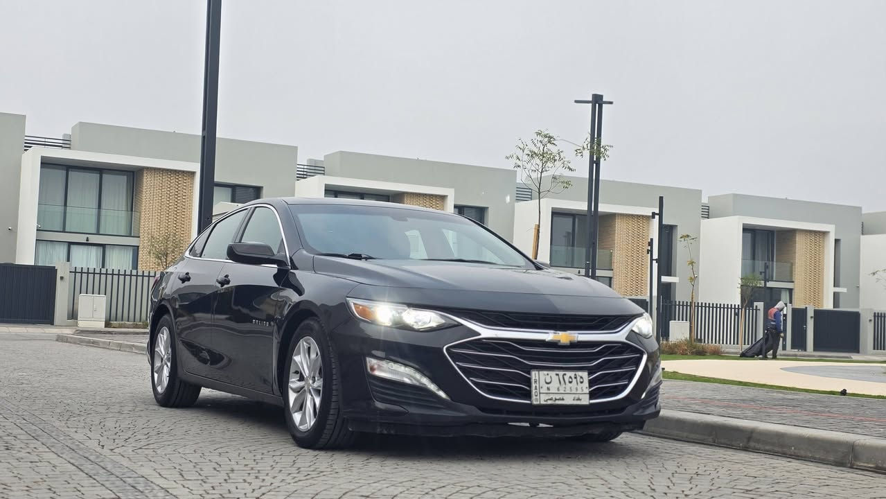 ماليبو 2019 لون اسود للبيع
محرك 1500 تيربو
بانوراما طكتين 

رقم بغداد باسمي

حادثها الجاملغ الأيمن الامامي والجاملغ الخلفي خلف السائق

سيارة نظيفة جدا

مكفولة من الغرق

كير محرك تبريد كهربائيات كفالة عامة

كشن السائق كهرباء

تدفئة كشنات امامي

تبريد قطعتين

مناخ منفصل

كامرا دوارة

السيارة جاهزة من كلشي

تايرات تخم كوري جديد

حدادية جيدة

دهن كله اصلي آيس ديلكو من شركة المنصور

بانزين محسن

ادامة دورية مستمرة

السيارة مسويلها بوليش عام وحمام داخلي 

السيارة ماناقصها شي والواقع احلى من الصور

مكانها كربلاء

سعرها 11.500$ 

*********** للاستفسار الاتصال او واتس اب
