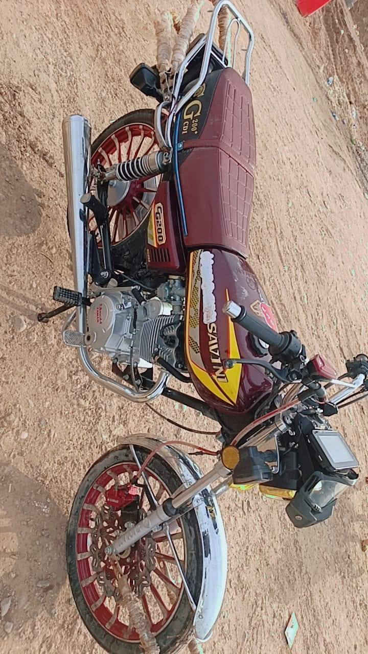 دراجة سونيك يراني كفالة عامة موديل2025 محرك 200cمكاني ناحيه العضيم مجمبزة فول نضافة شراي يتصل ويدلل ***********
