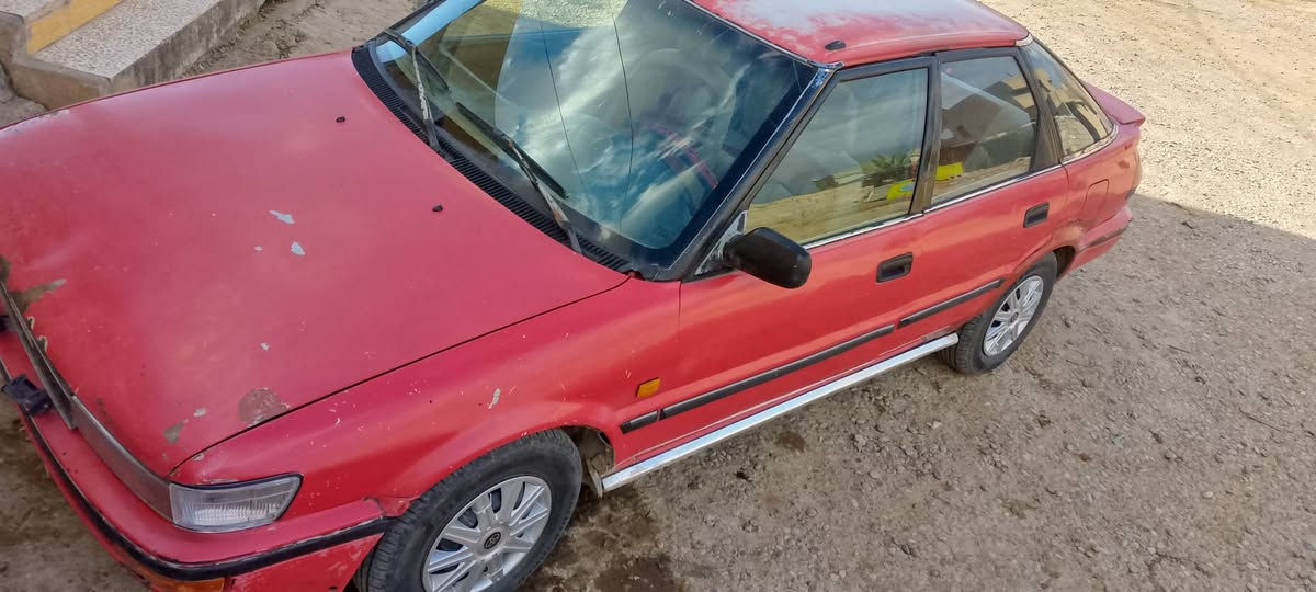 السلام عليكم سياره للبيع تويوتا كورله رقم صلاح الدين فحص الشرعي من تكريت شرط تحويل  محرك كير صدر طخم تاير جديد مراوس تراهم شعندك مراوس نزل السعر المطلوب 25وبيها مجال رقم الهاتف ***********
