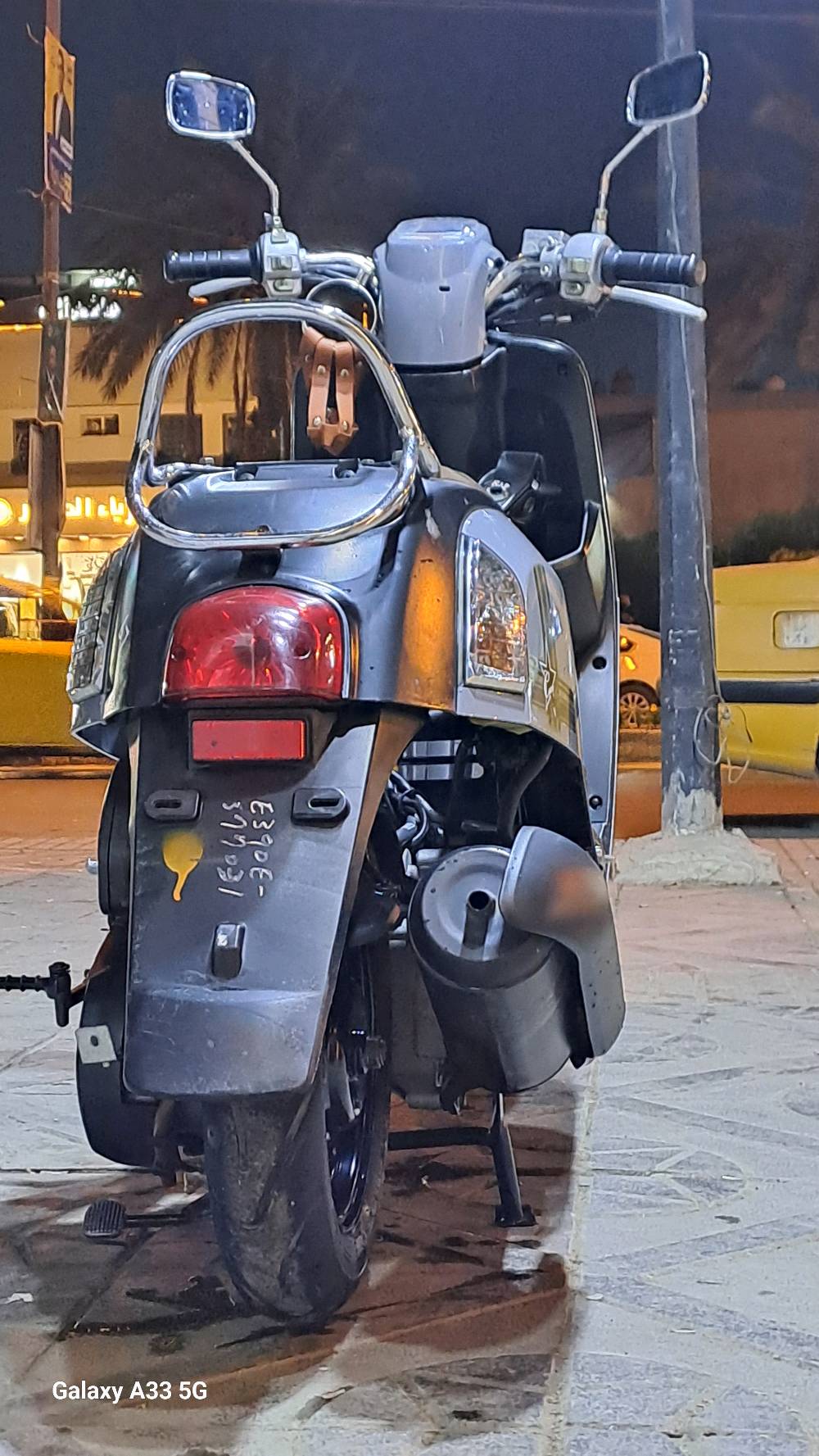 دراجه يوليس نضيفه كفاله عامه  ما بيها نقص على أيدي  دراجه  مرتبه عنوان بغداد 