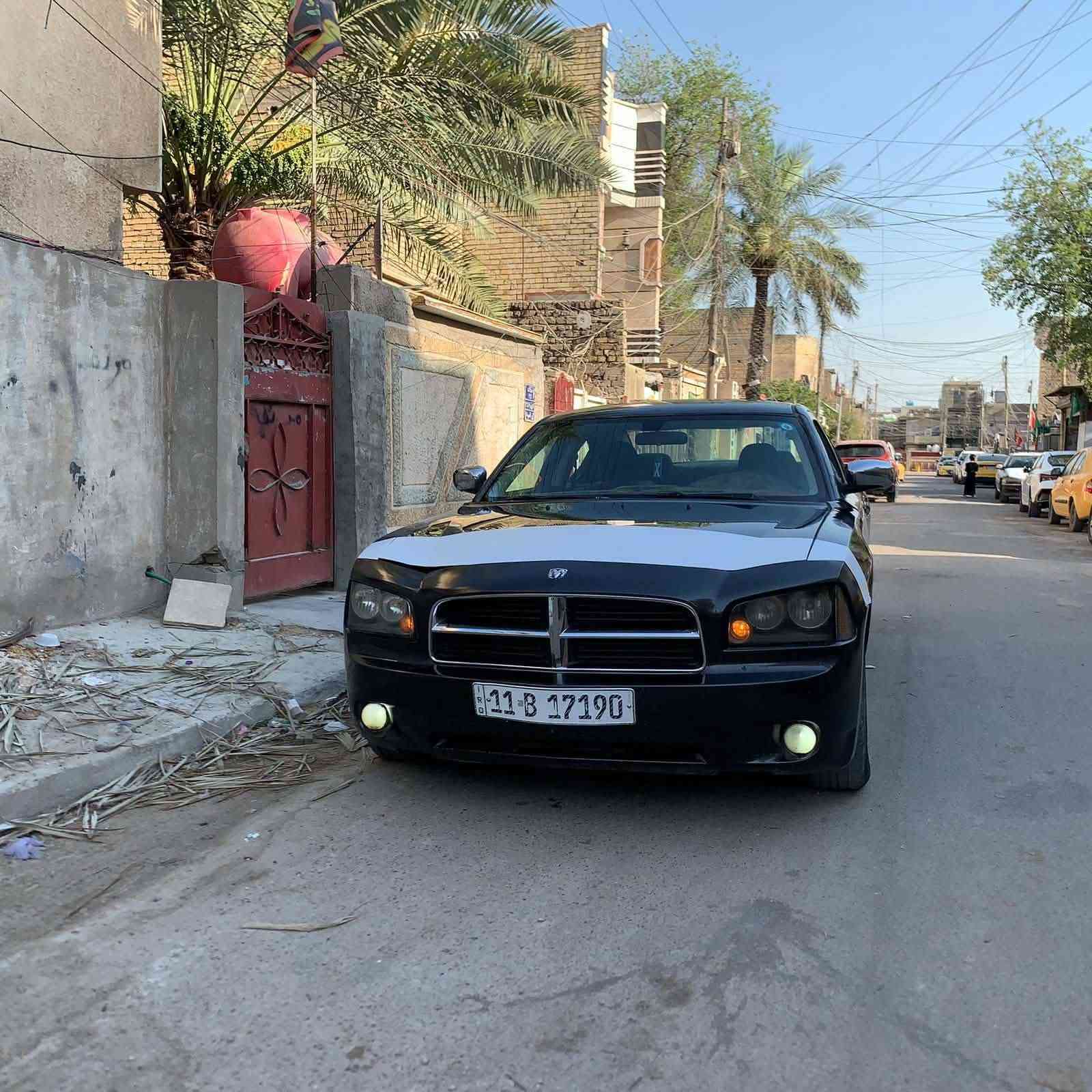 السلام عليكم
جارجر 2008امريكي 
مكينه وكير 3500كفاله 
حادثه باب وجاملغ وتكمه مال باب 
كفاله من الكص ولعيب شرعي 
صبغ حزام 
حداديه صدر جدد 
تخم تاير نضيف ويل نضيف 
رقم بغداد تحويل مباشر 
السعر 75وبيها مجال 
رقمي ***********
مكاني بغداد  الشعب
