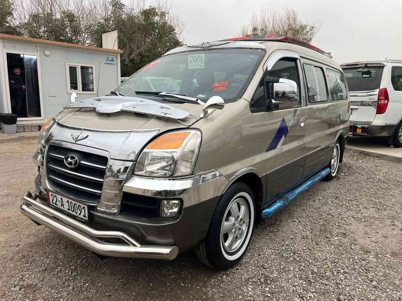 سلام عليكم ستاريكس موديل 2006 محرك به نزين بيلادي شريكه محرك كير اكسل جديده تبريد شغال سعر 98 بيه مجال قليل مكان كلار رقم موبايل *********** رقم كورك ***********
