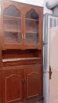 بوفيه قياس 3متر سعر 200. الف الاستفسار على خاص او الاتصال ***********عنوان واسط الصويره حي الشهداء
