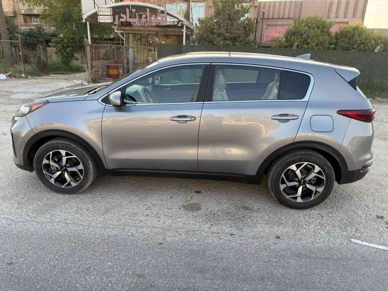 السلام عليكم 
كيا سبورتج 2022 Kia Sportage
وارد امريكي ماشية 60 الف ميل
الحادث فقط ربع البنيد معدل ومصبوغ ( ربع فقط) وربع الدعامية
ايرباك سليم بالكامل
كاملة بدون اي مصرف
مكفولة ( مكينة وگير وحدادية وتبريد)
تبريد قطعتين
نزول منحدرات
3 وضعيات قيادة
رادار امامي
تحديد مسار
مكينة 2400 GDI
كامرة خلفية
السيارة بإسمي وتحويل مباشر
السعر 168$
***********
