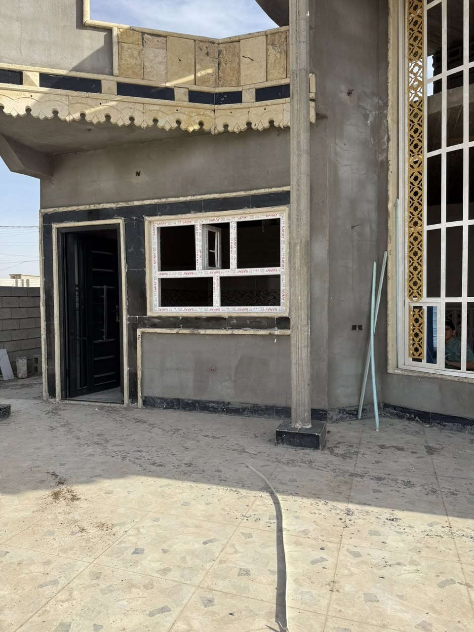 نقدّم لكم جميع أعمال الزجاج باحترافية وجودة عالية:
✅ زجاج سيكوريت
✅ واجهات محلات
✅ شبابيك وأبواب زجاج
✅ مرايا بجميع المقاسات
✅ تصليح واستبدال الزجاج المكسور
🔧 دقة في التنفيذ
⏱️ سرعة في الإنجاز
💰 أسعار مناسبة للجميع
📞 للتواصل: ***********
📍 الموقع: السايدين محلات عبد الرحمان العبوش
