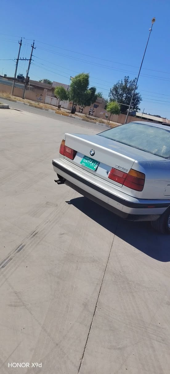 bmw 525i1992
 بۆفرۆشتن تۆماتیک تەبرید سلایت چار جام کارەبا ڕەقەم موسل وەکالە بەناو خۆمانە چارتایەی نوێی لەبنە لایت ئەڵقە کامل لیدە سەیارەکە سبوع عامە لۆ جوانی چەکوچی پێوەنیەگێرو مەکینە بەشەرت سعر45
 رەقەم تەلەفۆن *********** أربيل, العراق
