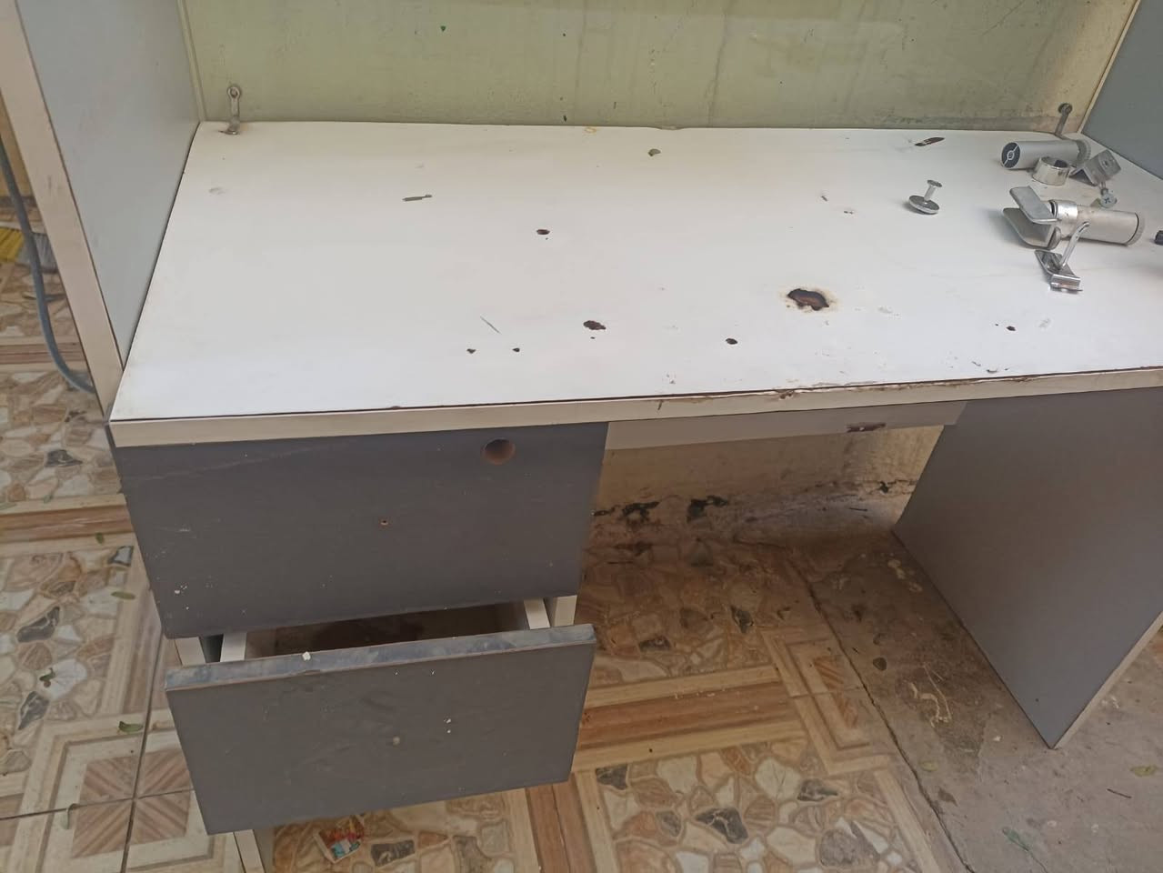 ميوزه مبايلات لوضع لمبايل سعر 50 رقم هاتف ***********
