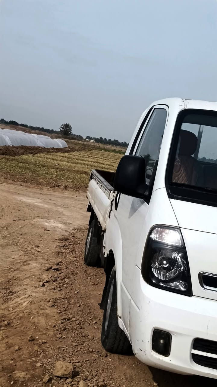 كيا حمل للبيع2014 نضيفه كلش ومكفوله محرك وشاصي عدا الكشر مالته بي طخه بسيطه وبي صبغ بسيط سنويه ل29 وبسمي رقمها بابل سعرها 105 وبيها مجال بسيط لشراي
***********
