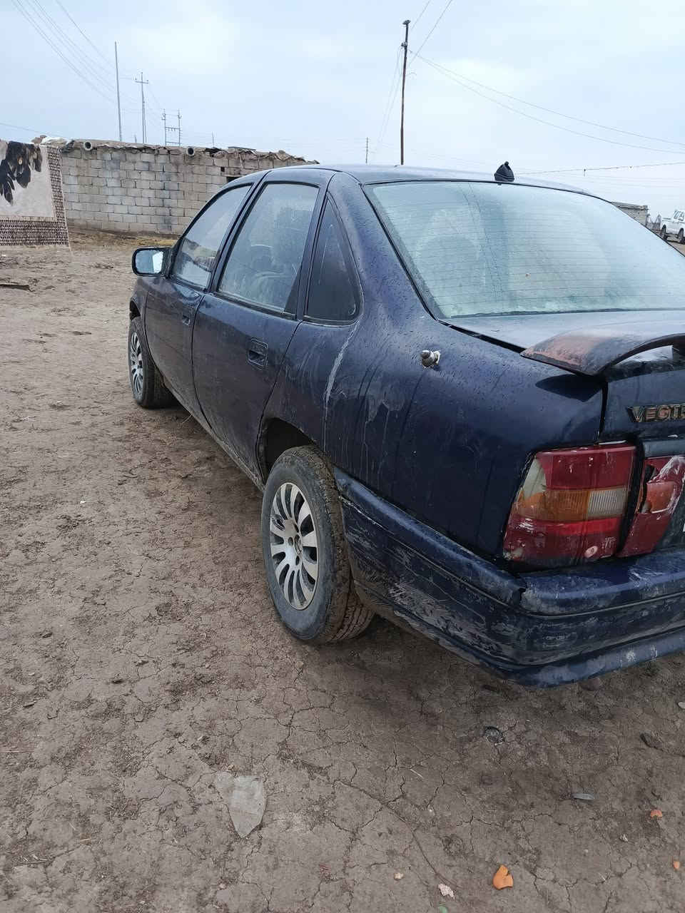 سلام عليكم وبل فكترا للبيع رقم النبار مشروع وطني حجم 20 سياره خير من الله مكينتها لا صرف ولا نفخ صارلي شهر معمرها رايمن اسياره كير تماتيك بيها فقط جاملق المامي مبدل ولباقي كفاله ما عدا رش جماليه اي ستفسار ع هاذا ارقم ***********
