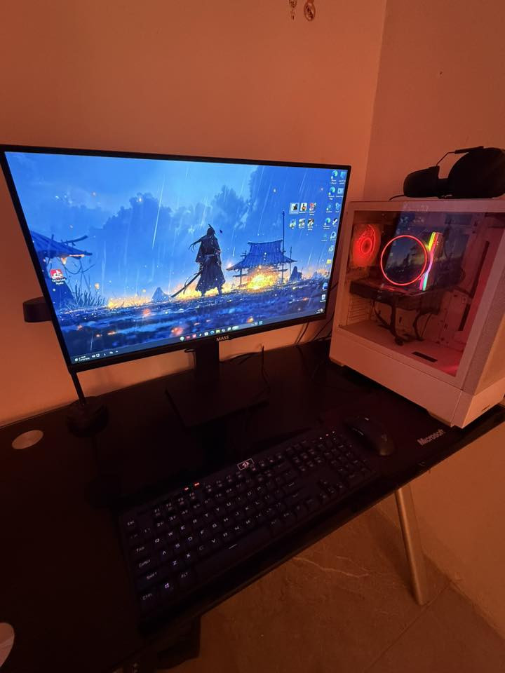 Pc لبيع
جديد مع ضمن الشاشة وملحقات
شاشه 180 هرتزيه+سماعات+كيبورد
i5-10400F CPU
2.90GHz
Ram 16g
AMD Radeon RX 6600 8GB
Storage 943 GB
DESKTOP-JDN
السعر خاص


**إذا كنت صاحب هذا الإعلان وتريد حذفه لأي سبب، رجاءا أرسل رسالة إلى الدعم الفني**