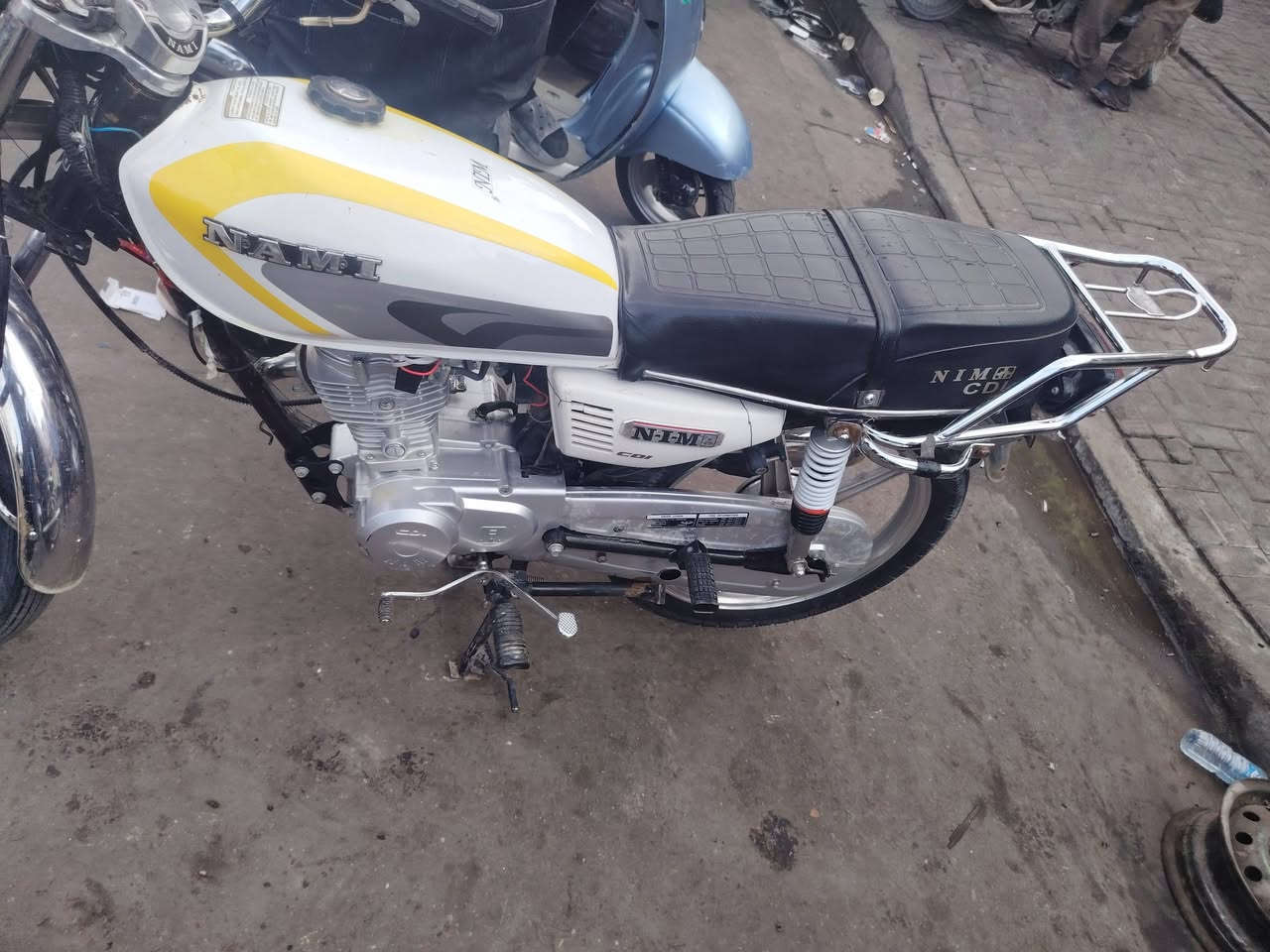 السلام عليكم شباب دراجه يراني ناماه اربعه كير لبيع مديل 2025 لبيع المكان بغداد حي او سبع قصور شارع ابو علي السعر 550وبيه مجال ***********
