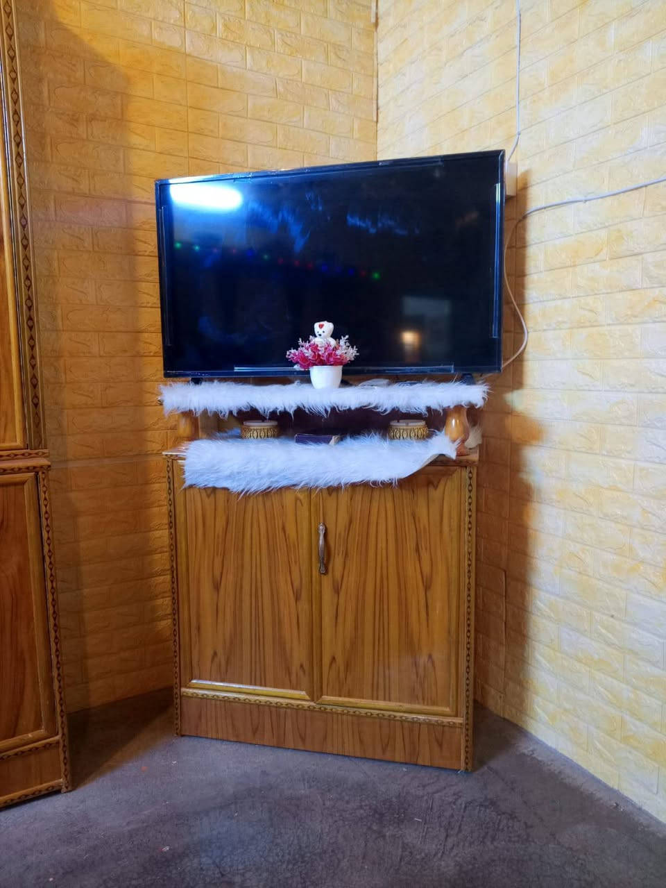 غرفه اخشاب حطاطه الاصلي للبيع  سعر خاص ***********
