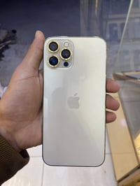 آيفون 12 برو ماكس • بطارية ٨٠٪ • بغداد البلديات