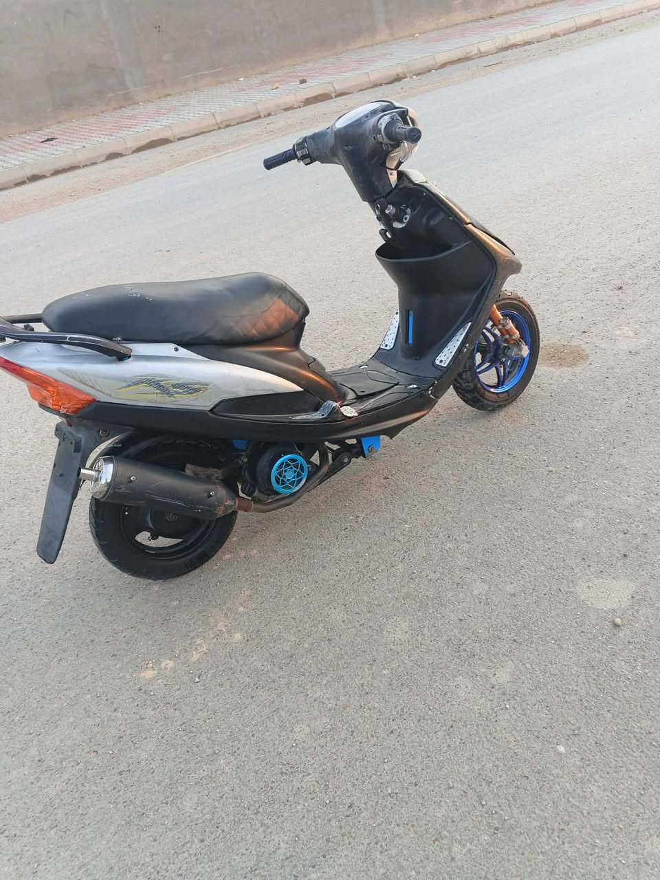 ماكس البيع مزود بيها صلنصه بوشه 55سلف رياضي دبلات رياضي   الكفرات بلاديت مختم  بس  نص ونص


**إذا كنت صاحب هذا الإعلان وتريد حذفه لأي سبب، رجاءا أرسل رسالة إلى الدعم الفني**