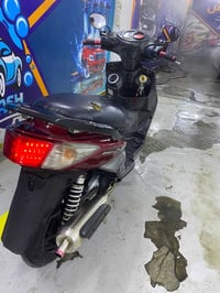 فحل نوزل • دراجة بلدية • نقص لايت وقفل