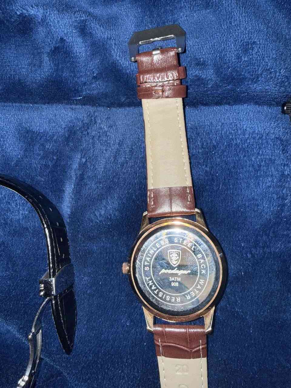 عندي مجموعه من الساعات كلش حلوات ماركات تريدهن شلعه تريد قطع


**إذا كنت صاحب هذا الإعلان وتريد حذفه لأي سبب، رجاءا أرسل رسالة إلى الدعم الفني**