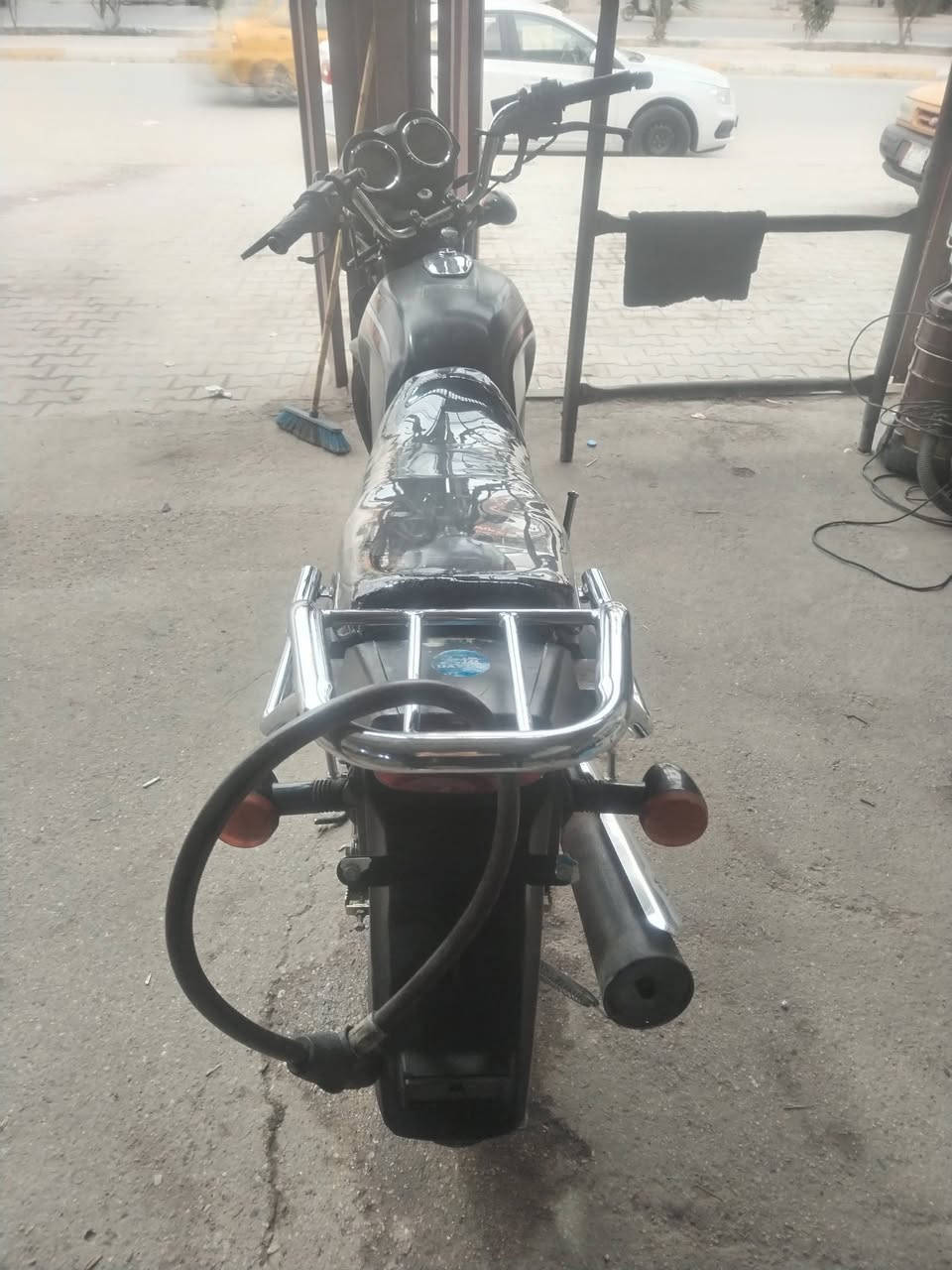 دايوان عظم الكتروني 21 اوراق
مجفته  نقص اشاره + لايت 
دبلات خلفية جديد اصلي تاير خلفي جديد باتري اصلي جديد كشن جديد ينقصها فقط اشاره وصفاحيه وحده
كربلاء حي العسكري *********** السعر 900
