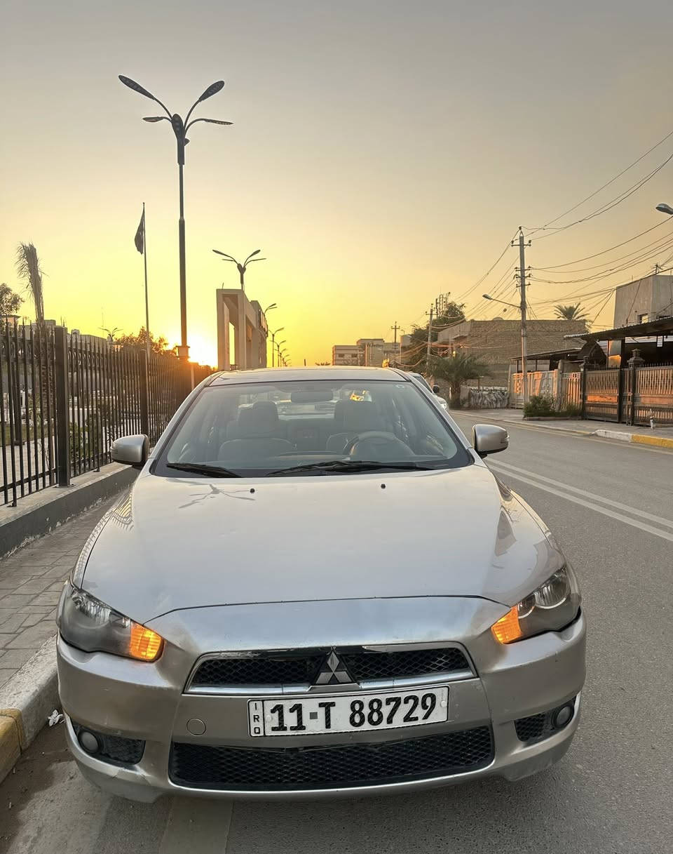 لانسر 2016 EX
مكفولة كفالة عامة من الصبغ
فول مواصفات 
فتحة سقف 
تحكم ستيرن
حساسات
شاشة
ماشية 140 km
عليها منضومة غاز
رقم بغداد بأسمي 
السعر 110 
رقمي ***********
