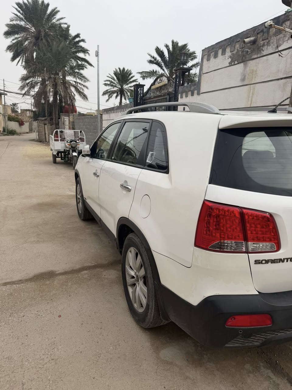 سياره سورنتو للبيع 2010فول مواصفات 
مكينه 6سلندر 7راكب سياره بيه صبغ وبيها ضربات 
مكفوله اوراق وعيب شرعي مداور ثاني يوم بسمي 
للتواصل ***********
عنوان الناصريه قضاء الدوايه
