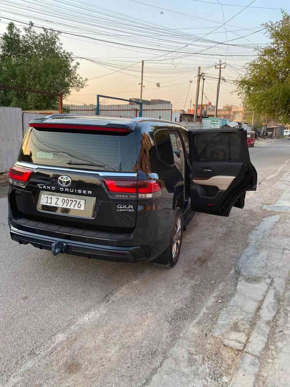 السلام عليكم 
لاندكروز 2024GXRلمتد خليجي السياره مغلفهppfبالكامل السياره مكفوله من ضربه طخه شخط شرط الفحص بانوراما كشنات اماميه تبريد و 3شاشات تبريد ثلج 7راكب و السياره معروفه بعد و المواصفات كدامكم
الرقم الاول:***********
الرقم الثاني:***********
موقع السياره بغداد
لمعرفه السعر اتصل باي رقم
