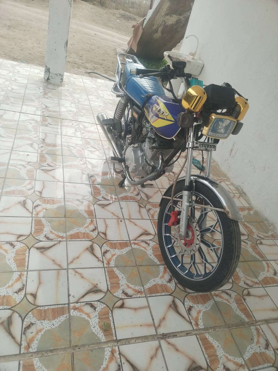 ٢٤ اوراق سكنر كفاله عامه بيهانقص اشاير ٢ وبك لايت  محرك مامفتوح سعر ٥٥٠ وبي مجال بصيط مكاني جبله *********** او مروس بتايكر ٢٤
