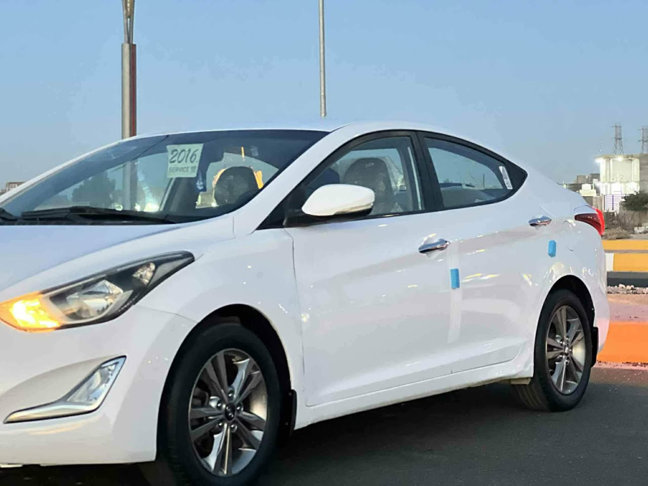 السلام عليكم 
الانترا ٢٠١٦ خليجي 
محرك ١٨٠٠ 
رقم بغداد الدولي الجديد
سنويه جديده
تحويل شرط ثاني نهار 
سياره جاهزه من كلشي 
بيها صبغ جاملغ جهت السايق وشبر باب الخلفي
ملاحضة المحرك مفتوح 
السعر 122وبيها مجال مكاني بغداد العامرية
***********
