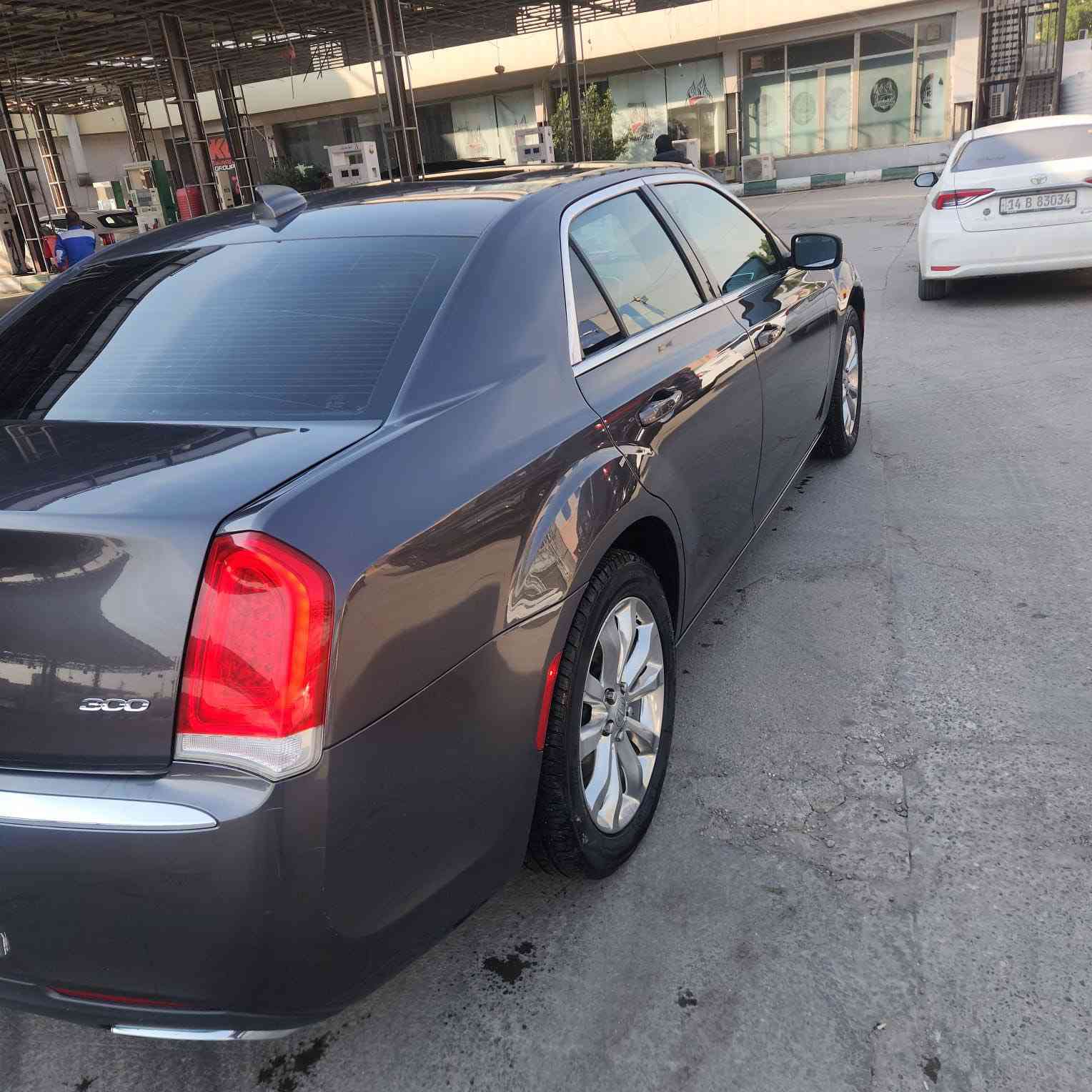 سلام عليكم
اوباما

2016ادوات

كفاله سياره من كص وسرقه

سياره جديد  من كلشي تبريد تايرات  لايتات حداديه كلش جديده سياره

رافع بيها معاملة تسجيل

سياره للبيع (ادوات)

مكانها بصرة 

***********
سعر105 وبيها مجال
