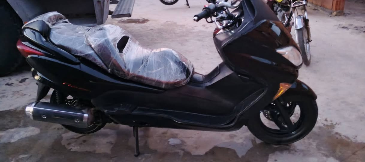 للبيع صفر 8 كفاله عامه مكينه وجويتر دراجه ترايك للبصره شرط حماوه جوه نص ثابته السعر1300 قفل ***********
