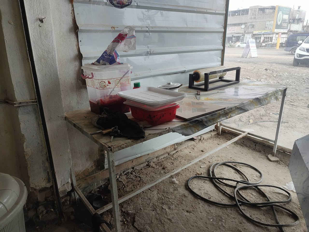 منقله تسكام نظيف وياها ميز حديد وبكره تغليف الطعام للبيع السعر كلهن 225 وبيهن مجال
 مكانهن الحله رقم الهاتف ‏‪0782 482 3670‬‏
