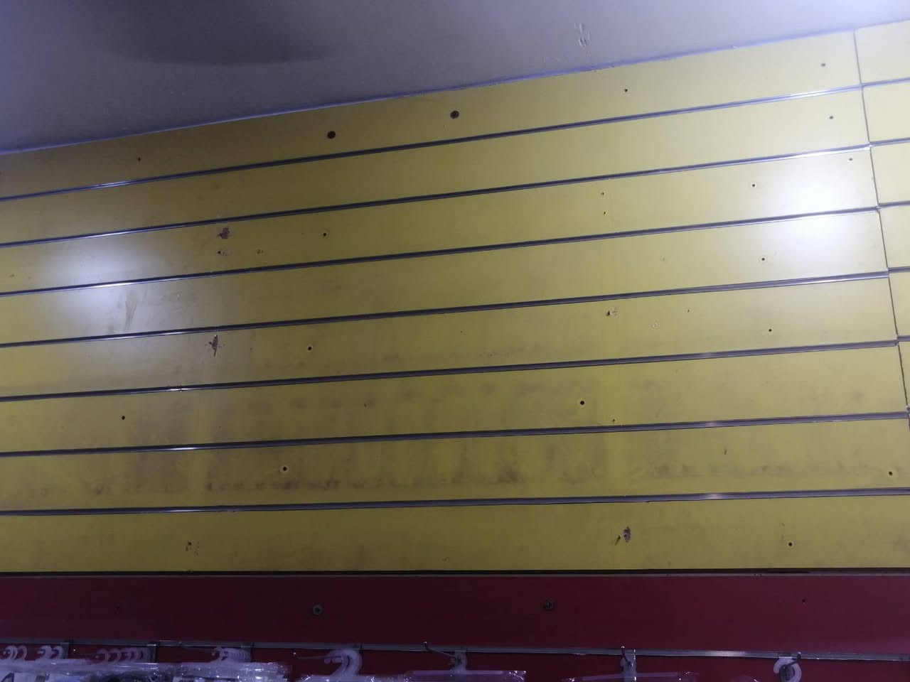 لوحه عرض  طول مترين ونص وارتفاع  متر و20
4قطع سعر قطعه 25


**إذا كنت صاحب هذا الإعلان وتريد حذفه لأي سبب، رجاءا أرسل رسالة إلى الدعم الفني**
