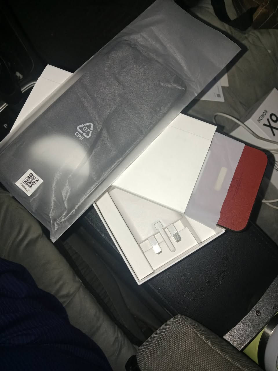 400 قفل .. قفل  بغداد العبيدي كامل شاحنة وكيبل وكارتونة وكفر اسود اذا يفيدك علق واني ادخلك


**إذا كنت صاحب هذا الإعلان وتريد حذفه لأي سبب، رجاءا أرسل رسالة إلى الدعم الفني**